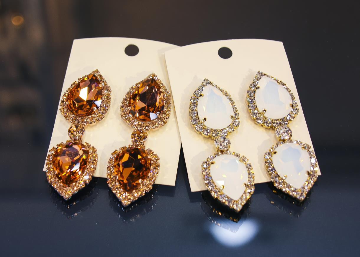Illustrative Donghai crystal artwork